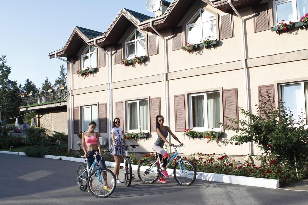 Seasons Spa Boutique Hotel Kozyn Zewnętrze zdjęcie