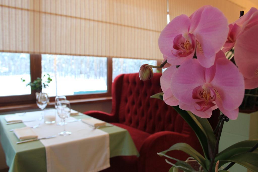 Seasons Spa Boutique Hotel Kozyn Zewnętrze zdjęcie